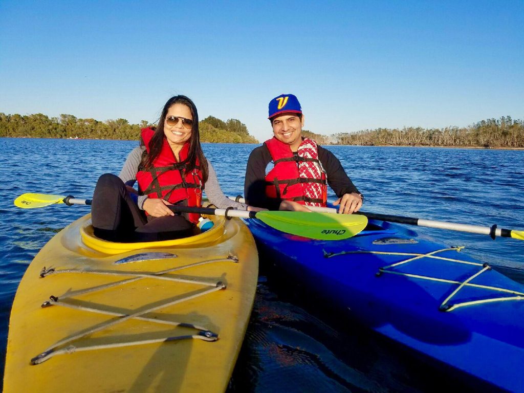 orlando kayaking valentines day telemundo date night